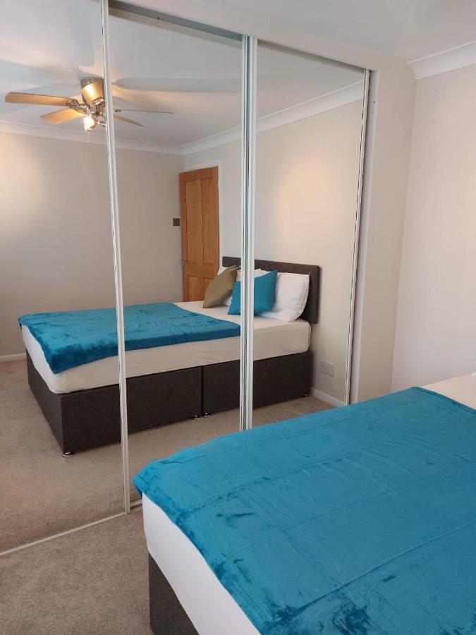 Central Ashford Stay - Contractors & Families Welcome - Free Parking Dış mekan fotoğraf